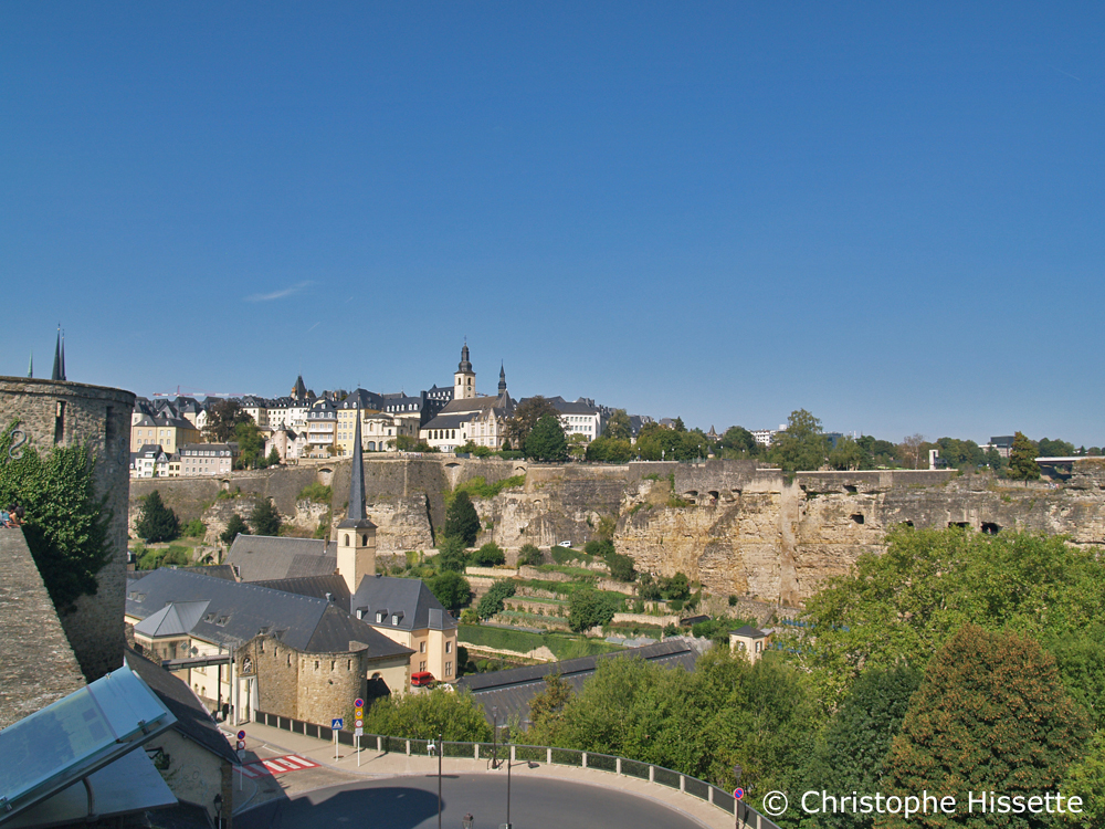 Vue de la Porte de Trèves (Patrimoine Mondial de l'Unesco), Luxembourg-Ville